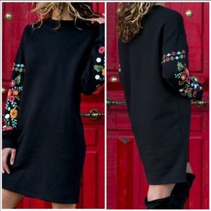 Black floral printed tunic dress